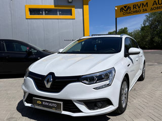 Renault Megane фото 3