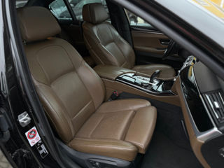 BMW 5 Series foto 16