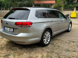 Volkswagen Passat foto 2