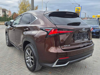 Lexus NX Series foto 2