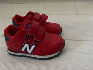 Ghetuțe New Balance mărimea 20 foto 1