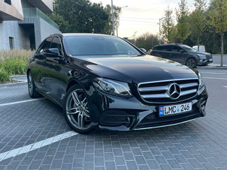 Mercedes E-Class foto 2