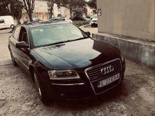 Audi A8 foto 8