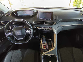 Peugeot 3008 foto 2