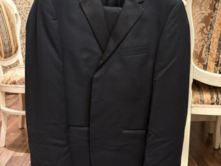 Costum Hugo Boss foto 0