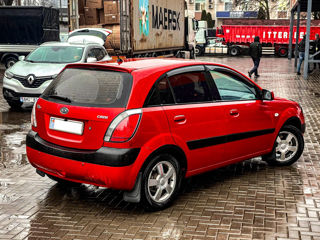 KIA Rio foto 9