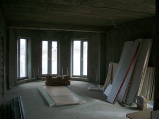 Casa 3 etaje-Cricova,6ari,365 m2-100000 euro foto 8