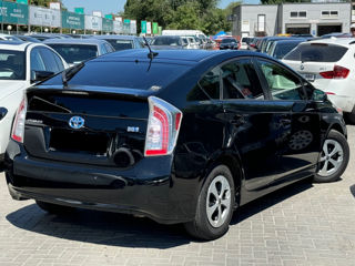 Toyota Prius foto 4