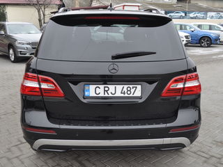 Mercedes ML Class foto 5