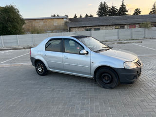 Dacia Logan foto 3