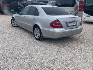 Mercedes E-Class foto 5