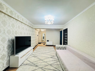 Apartament cu 2 camere, 73 m², Buiucani, Chișinău foto 4