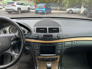 Mercedes E-Class foto 6