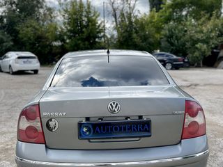 Volkswagen Passat foto 6