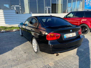 BMW 3 Series foto 10