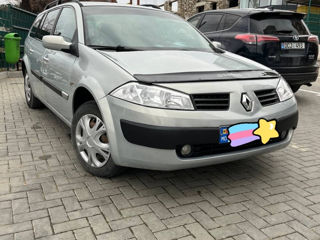 Renault Megane foto 2