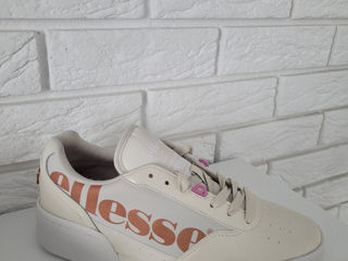 Новые женские кроссовки Ellesse foto 7