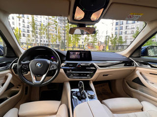 BMW 5 Series foto 5