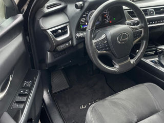 Lexus UX foto 5