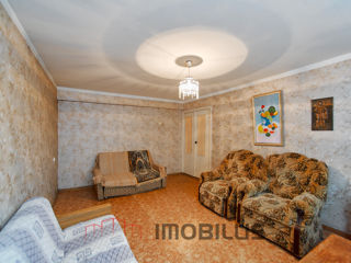 Apartament cu 3 camere, 70 m², Buiucani, Chișinău foto 3