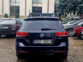 Volkswagen Passat foto 2