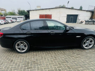 BMW 5 Series foto 5