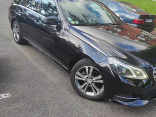 Mercedes E-Class foto 3