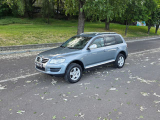Volkswagen Touareg foto 0