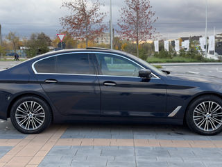 BMW 5 Series foto 3