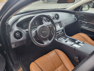 Jaguar XJ foto 12