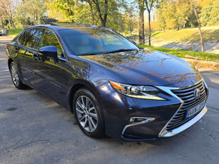 Lexus ES Series