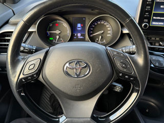 Toyota C-HR foto 7