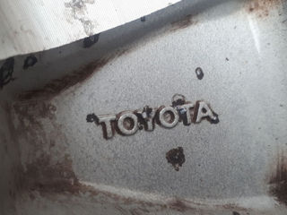 Originale Toyota Avensis Verso  205/60 R16 foto 6