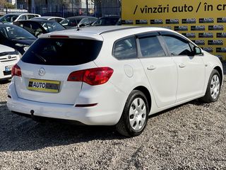 Opel Astra foto 10