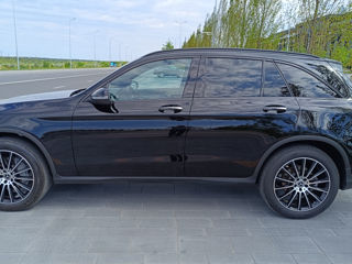 Mercedes GLC foto 3