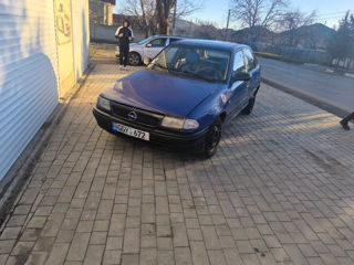 Opel Astra foto 2