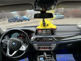 BMW 7 Series foto 4