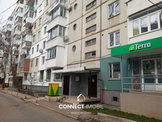 Apartament cu 3 camere, 70 m², Sculeni, Chișinău foto 5