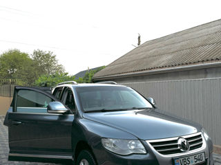 Volkswagen Touareg foto 9