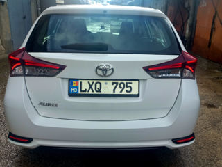 Toyota Auris foto 3