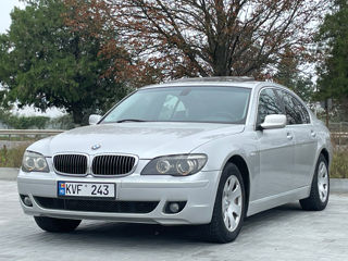 BMW 7 Series foto 3