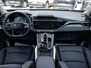 Geely Atlas Pro foto 6
