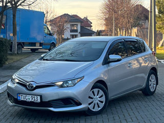 Toyota Auris foto 2