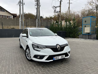 Renault Megane foto 2