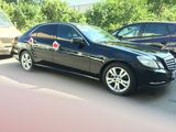 Mercedes E Class foto 2