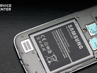 Samsung Galaxy J6 (SM-J600FZKGSER) Nu ține bateria telefonului? Noi ți-o schimbăm foarte ușor! foto 1
