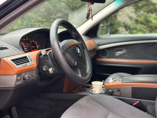 BMW 7 Series foto 8