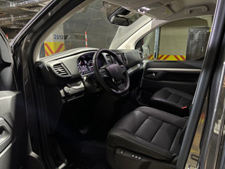 Peugeot Traveller foto 5