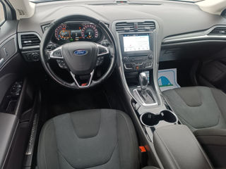 Ford Mondeo foto 7