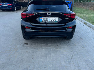 Infiniti Q30 foto 7